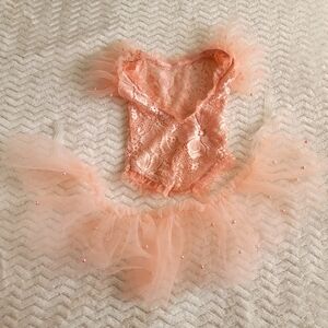 Newborn (NB) pink romper/tutu